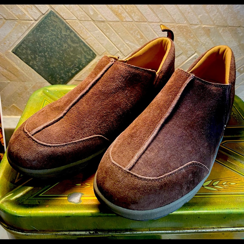 DuluthTrading Co. brown suede, size 9 1/2  loafers, gently worn only once.
